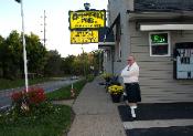 The Kilted Magician outside The Hamburg Pub